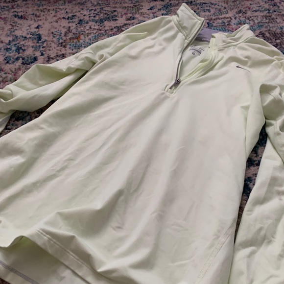 Nike 1/4 Zip - Picture 3 of 3